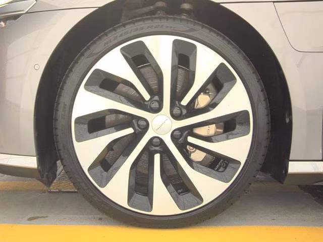 2022 Cosmos Silver Lucid Air Grand Touring AWD Sedan