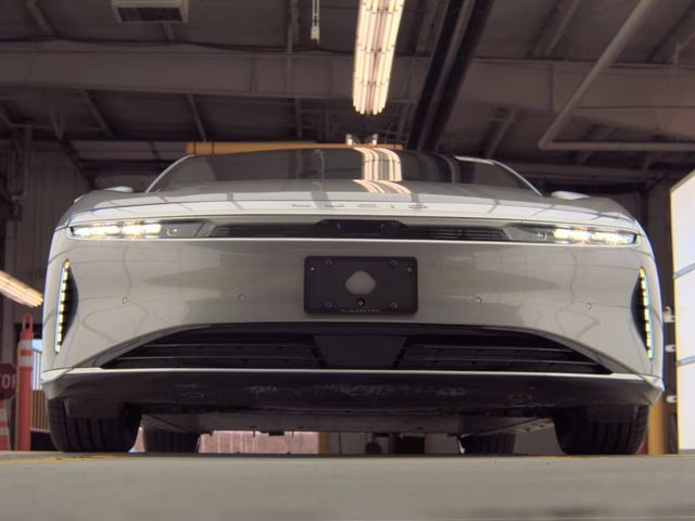 2022 Cosmos Silver Lucid Air Grand Touring AWD Sedan