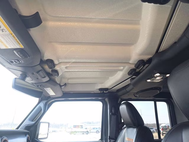 2022 Sting-Gray Clearcoat Jeep Gladiator Mojave 4X4 Truck