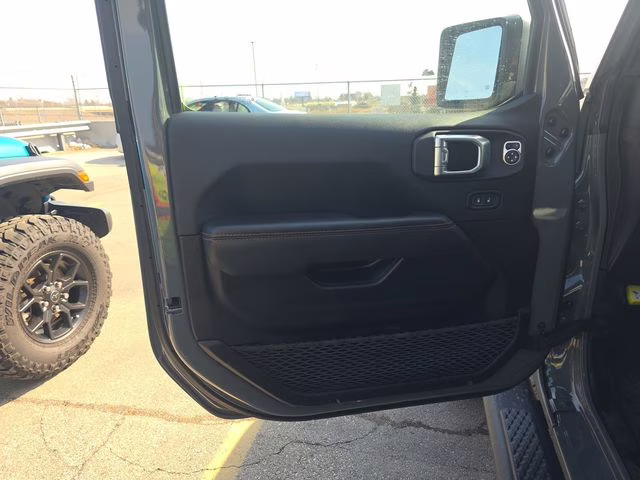 2022 Sting-Gray Clearcoat Jeep Gladiator Mojave 4X4 Truck