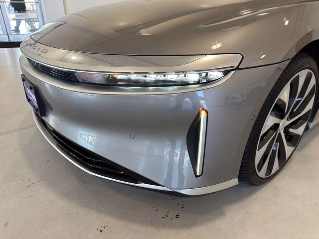 2022 Cosmos Silver Lucid Air Grand Touring AWD Sedan