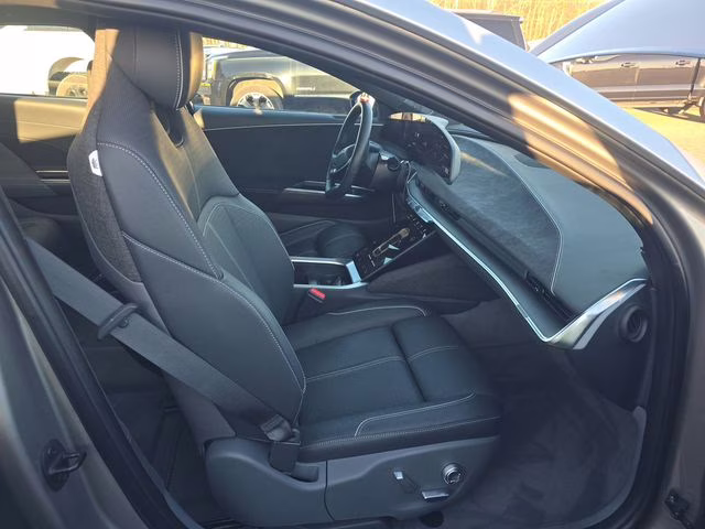 2022 Cosmos Silver Lucid Air Grand Touring AWD Sedan