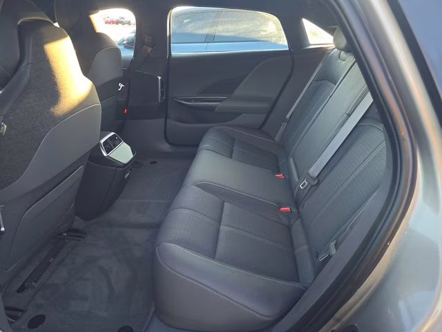 2022 Cosmos Silver Lucid Air Grand Touring AWD Sedan