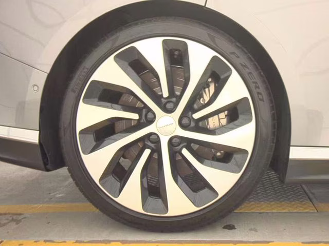 2022 Cosmos Silver Lucid Air Grand Touring AWD Sedan