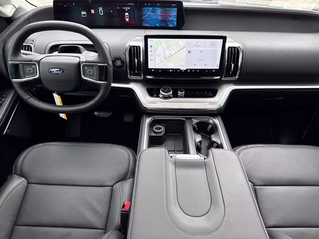 2026 Silver Ford Expedition Platinum 4X4 SUV