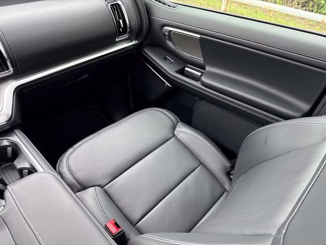 2026 Silver Ford Expedition Platinum 4X4 SUV