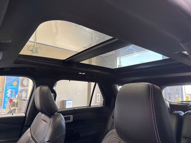 2021 Blue Metallic Ford Explorer ST 4X4 SUV