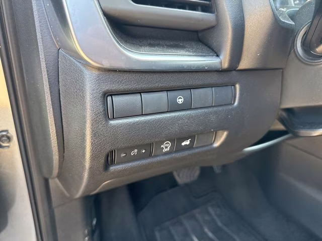 2024 Gun Metallic Nissan Rogue SV FWD SUV