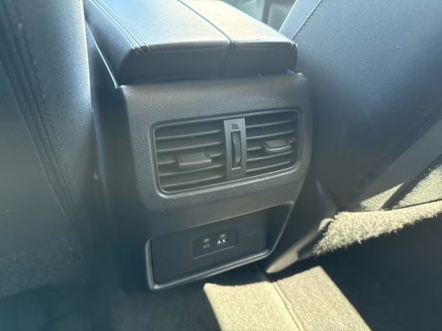 2022 Super Black Nissan Rogue SV FWD SUV