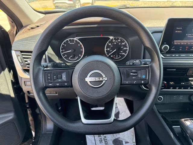 2022 Super Black Nissan Rogue SV FWD SUV