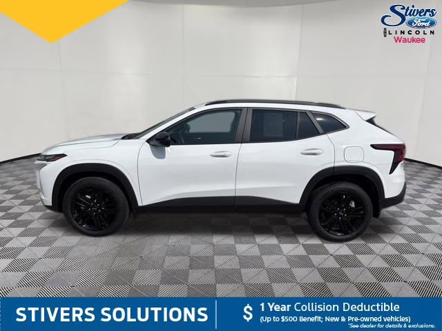 2025 Summit White Chevrolet Trax ACTIV FWD SUV