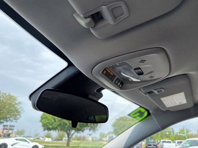 2025 Summit White Chevrolet Trax ACTIV FWD SUV
