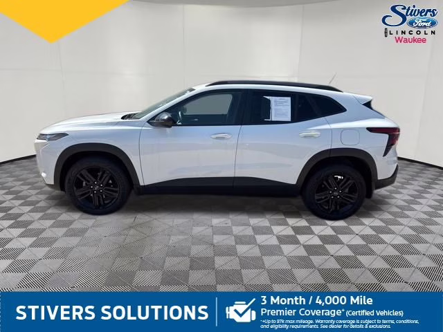 2025 Summit White Chevrolet Trax ACTIV FWD SUV