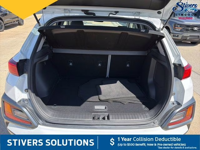 2020 Chalk White Hyundai Kona Limited AWD SUV