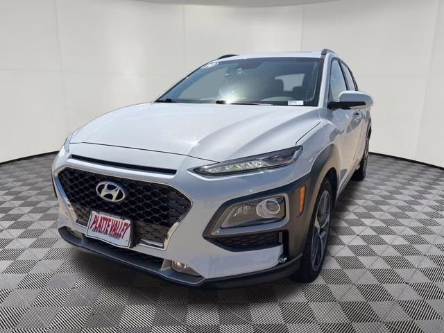 2020 Chalk White Hyundai Kona Limited AWD SUV