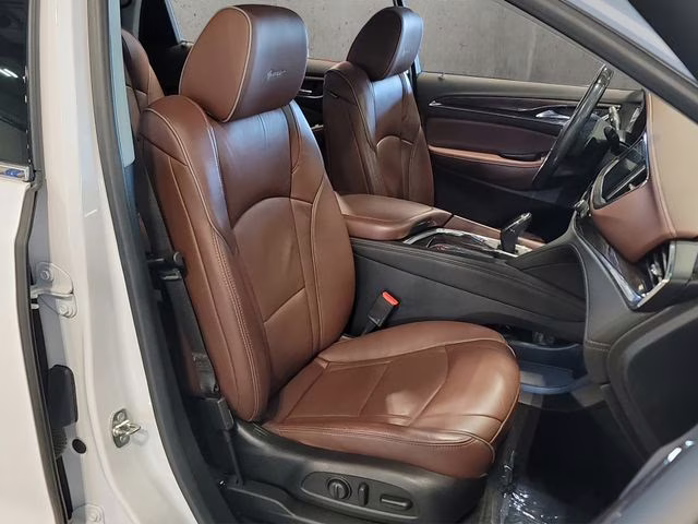 2019 White Frost Tricoat Buick Enclave Avenir AWD SUV