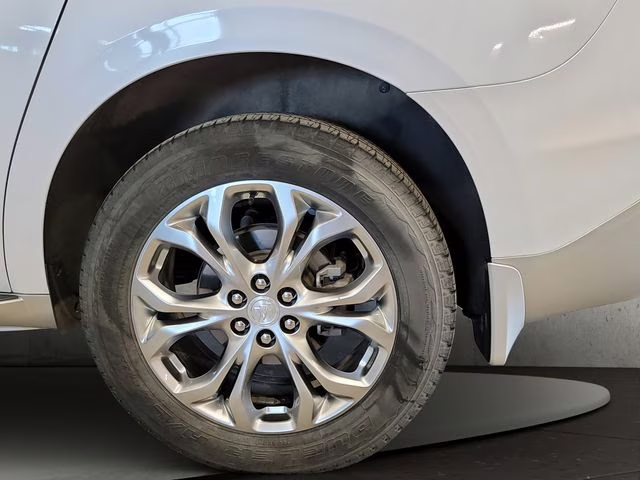 2019 White Frost Tricoat Buick Enclave Avenir AWD SUV