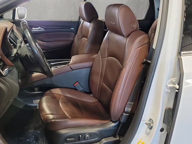 2019 White Frost Tricoat Buick Enclave Avenir AWD SUV