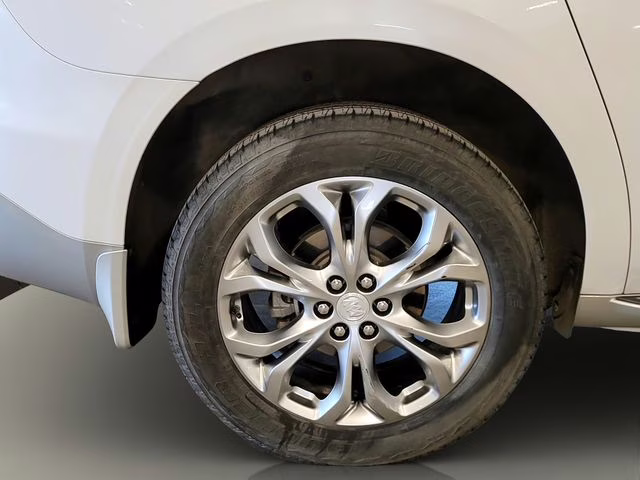 2019 White Frost Tricoat Buick Enclave Avenir AWD SUV