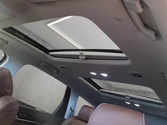 2019 White Frost Tricoat Buick Enclave Avenir AWD SUV