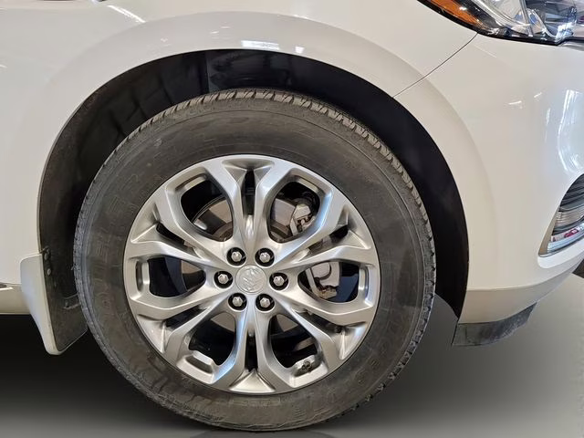 2019 White Frost Tricoat Buick Enclave Avenir AWD SUV