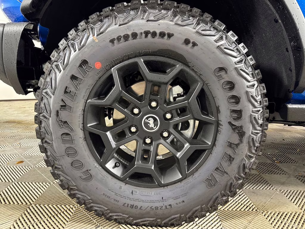 2026 Velocity Blue Metallic Ford Bronco Badlands 4X4 SUV