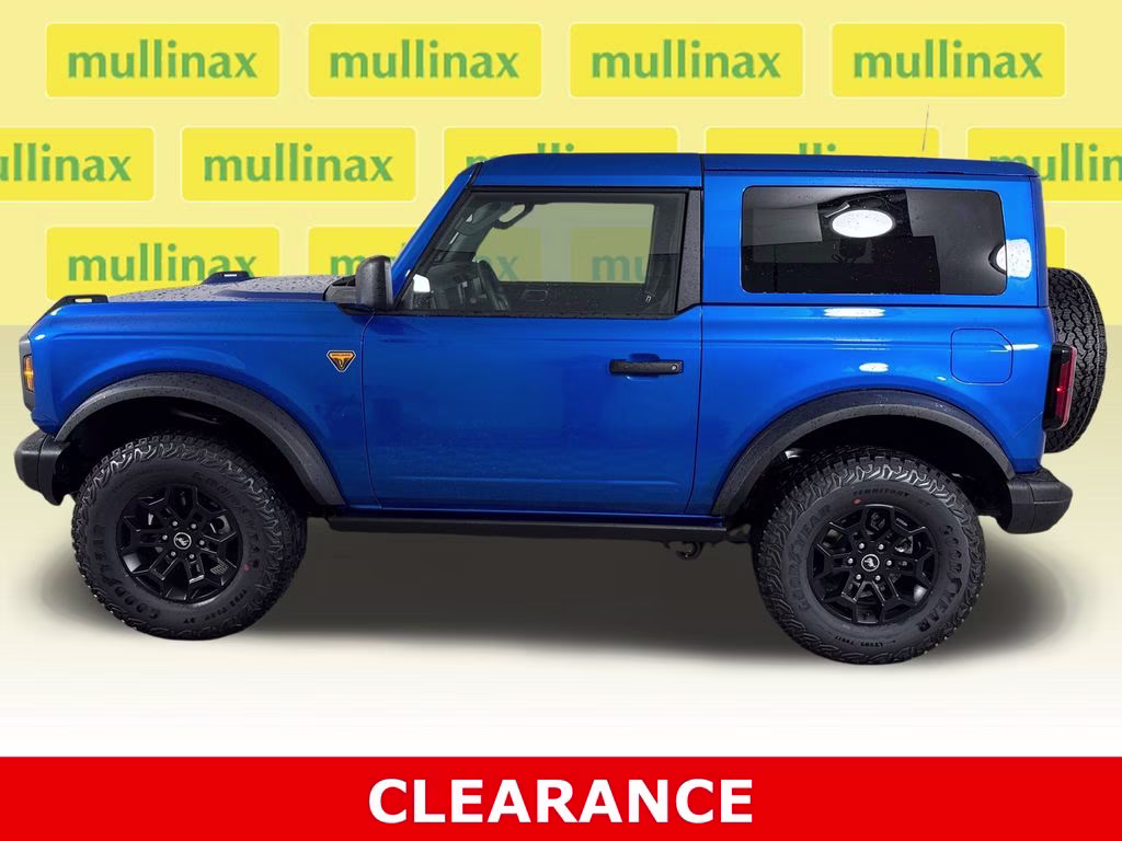 2026 Velocity Blue Metallic Ford Bronco Badlands 4X4 SUV