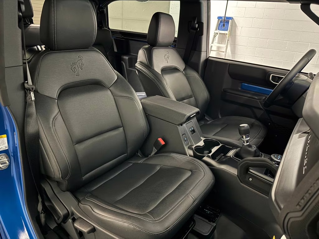 2026 Velocity Blue Metallic Ford Bronco Badlands 4X4 SUV