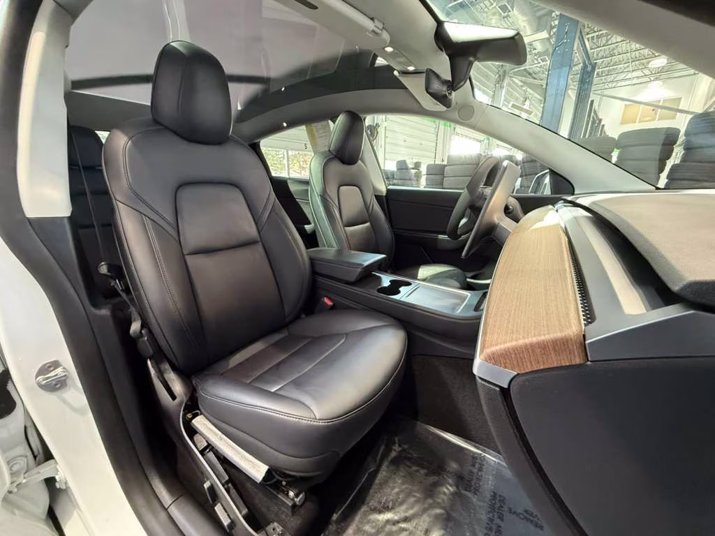 2021 Pearl White Multi-Coat Tesla Model Y Long Range AWD SUV