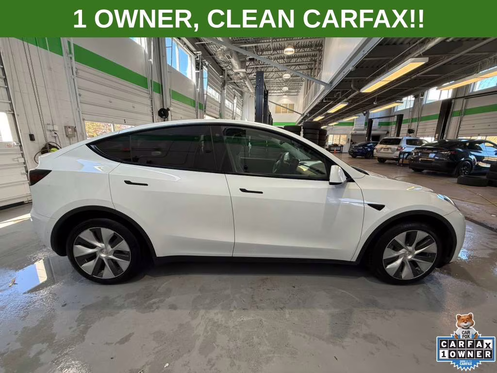 2021 Pearl White Multi-Coat Tesla Model Y Long Range AWD SUV