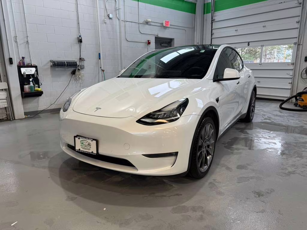 2021 White Tesla Model Y Long Range AWD SUV