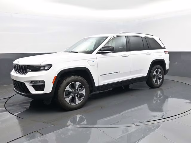 2022 Bright White Clearcoat Jeep Grand Cherokee 4xe 4X4 SUV