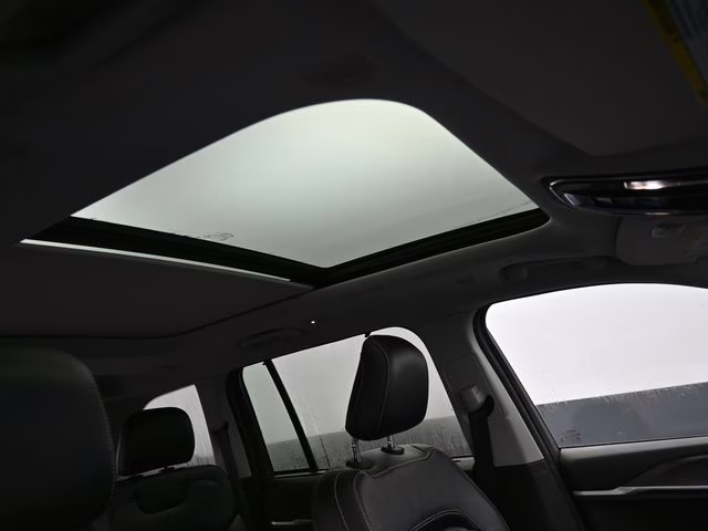 2022 Bright White Clearcoat Jeep Grand Cherokee 4xe 4X4 SUV