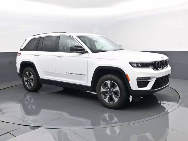 2022 Bright White Clearcoat Jeep Grand Cherokee 4xe 4X4 SUV