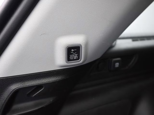 2022 Bright White Clearcoat Jeep Grand Cherokee 4xe 4X4 SUV