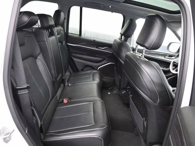 2022 Bright White Clearcoat Jeep Grand Cherokee 4xe 4X4 SUV