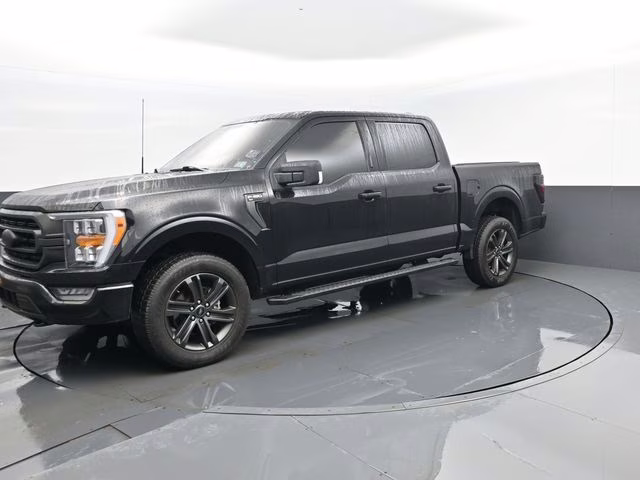 2022 Black Metallic Ford F-150 XLT 4X4 Truck