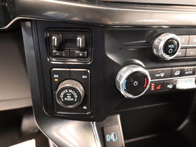 2022 Black Metallic Ford F-150 XLT 4X4 Truck