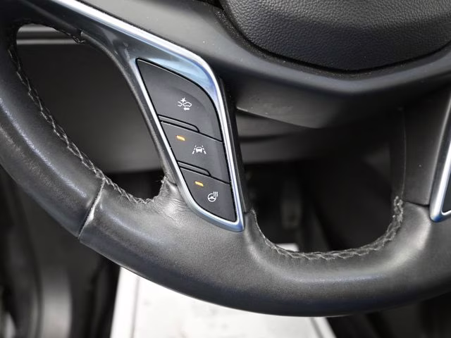 2017 Dark Granite Metallic Cadillac XT5 Luxury AWD SUV