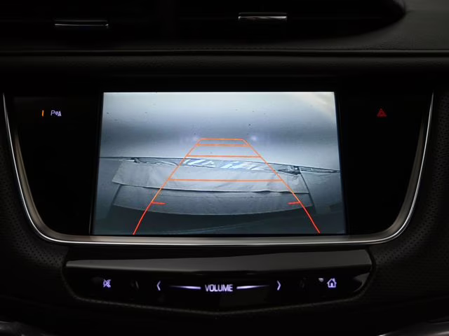 2017 Dark Granite Metallic Cadillac XT5 Luxury AWD SUV