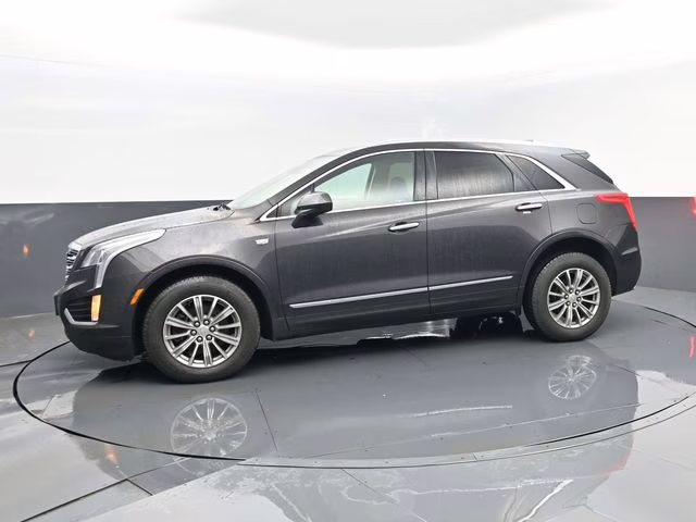 2017 Dark Granite Metallic Cadillac XT5 Luxury AWD SUV