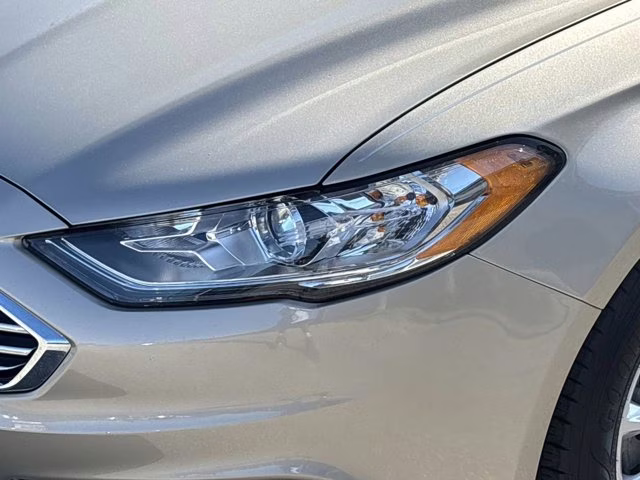 2017 White Gold Ford Fusion S FWD Sedan