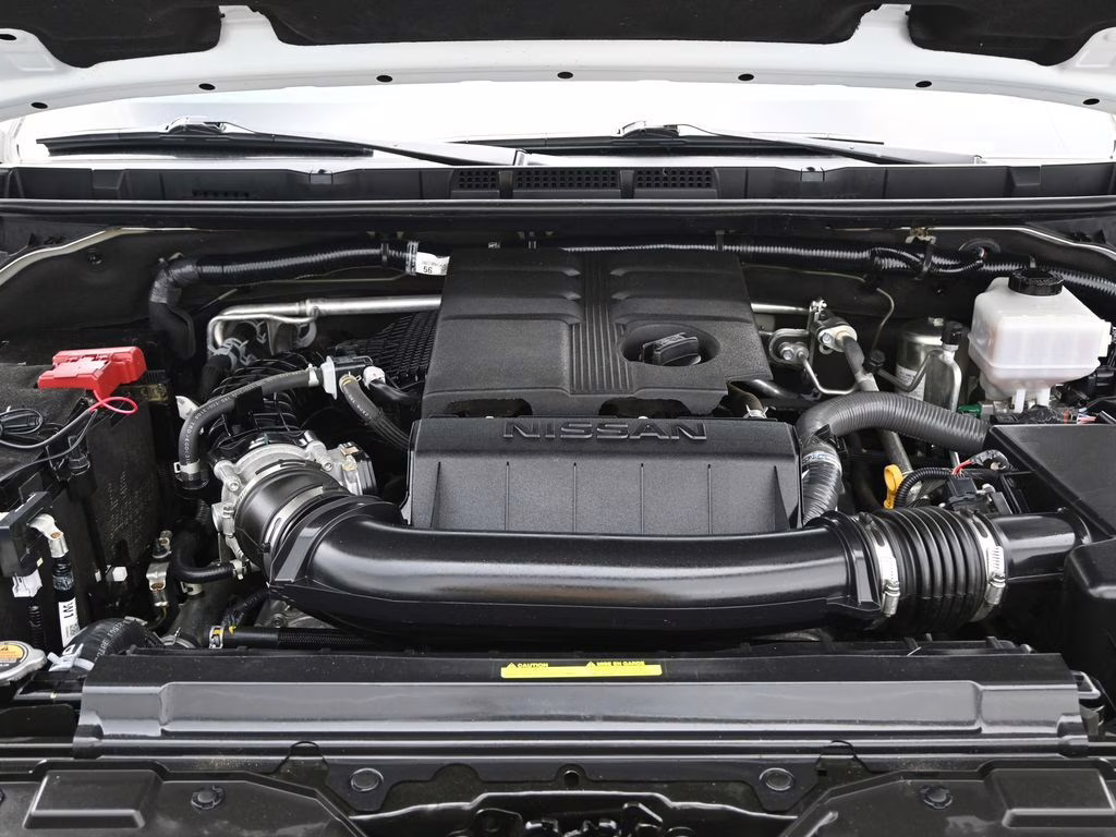2023 Glacier White Nissan Frontier PRO-4X 4X4 Truck