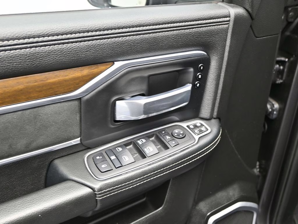 2024 Granite Crystal Metallic Clearcoat Ram 2500 Laramie 4X4 Truck