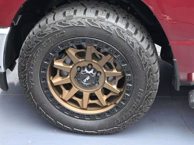 2024 Delmonico Red Pearlcoat Ram 1500 Big Horn/Lone Star 4X4 Truck