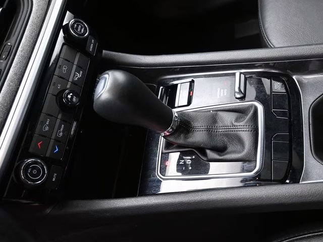 2022 Billet Silver Metallic Clearcoat Jeep Compass Latitude Lux 4X4 SUV