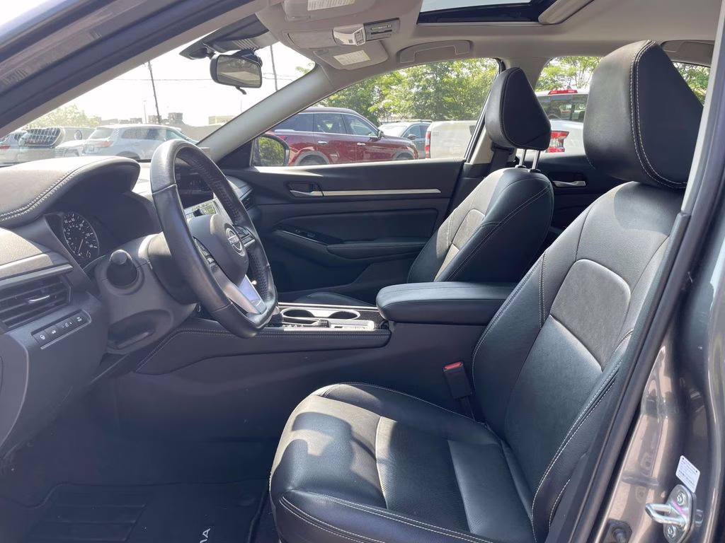 2025 Gun Metallic Nissan Altima 2.5 SL AWD Sedan