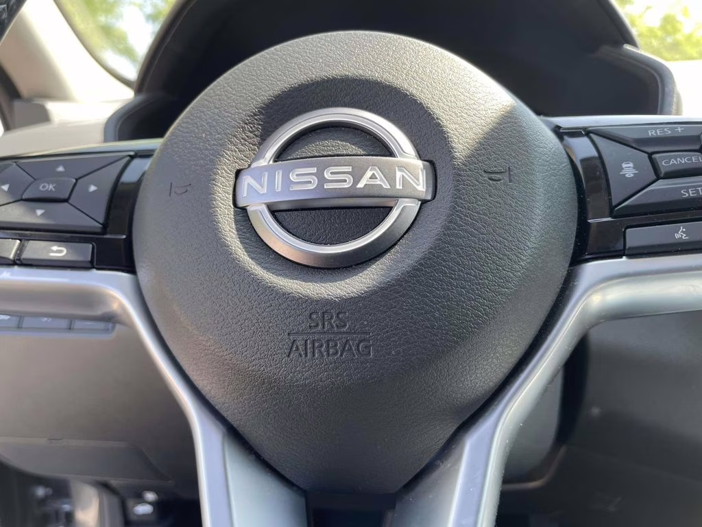 2025 Gun Metallic Nissan Altima 2.5 SL AWD Sedan