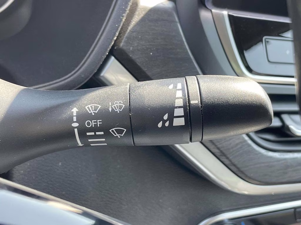 2025 Gun Metallic Nissan Altima 2.5 SL AWD Sedan