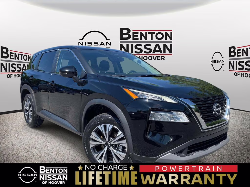 2022 Super Black Nissan Rogue SV FWD SUV